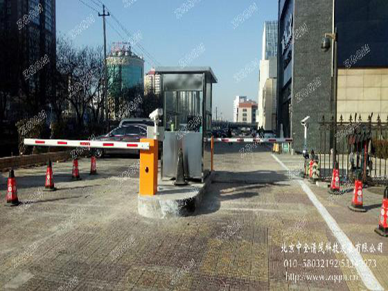 美克美家一進(jìn)一出車牌識(shí)別系統(tǒng)